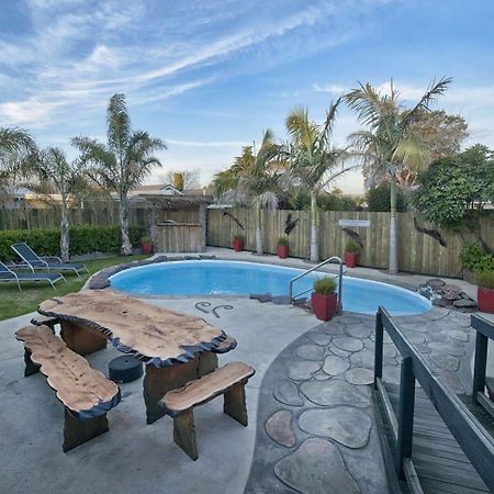 Sport Of Kings Motel Rotorua Bagian luar foto