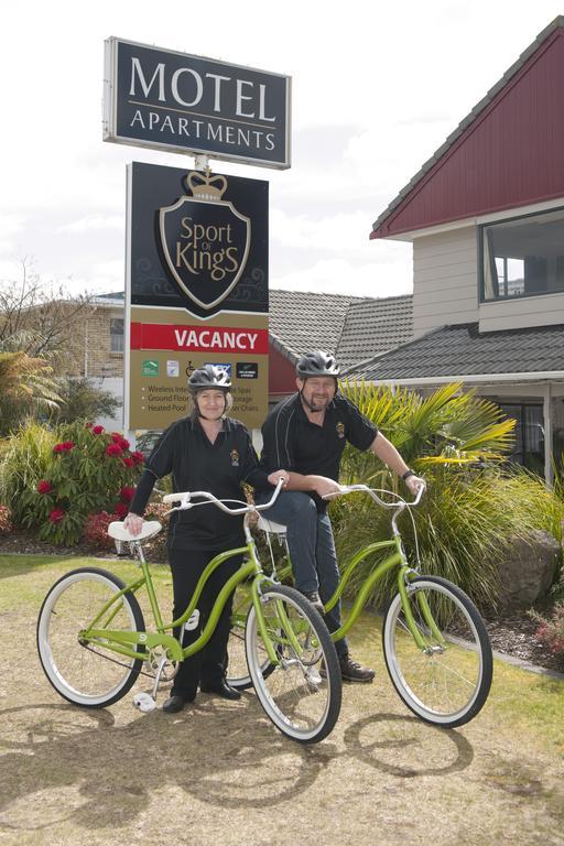 Sport Of Kings Motel Rotorua Bagian luar foto