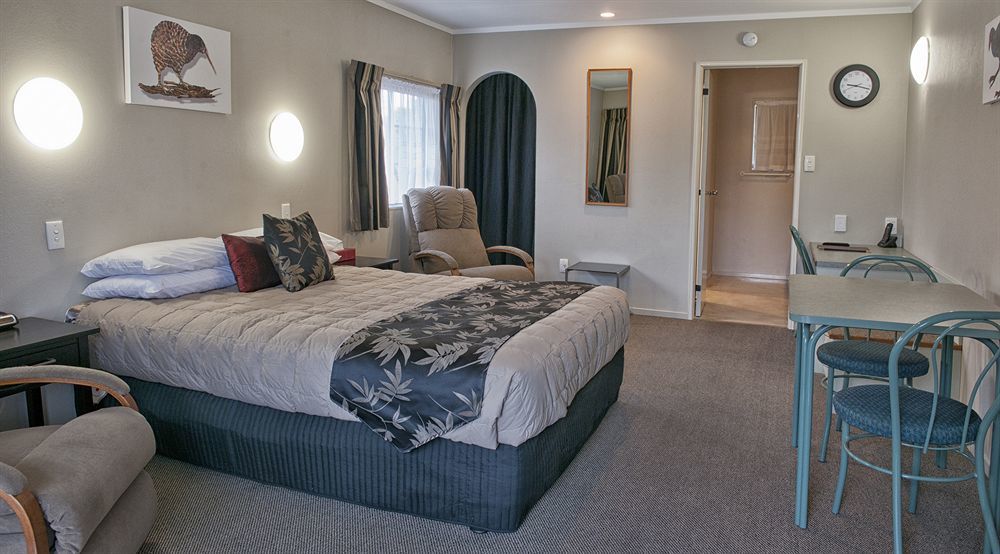 Sport Of Kings Motel Rotorua Bagian luar foto