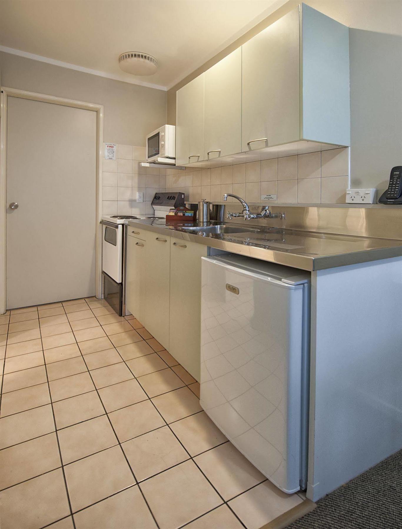 Sport Of Kings Motel Rotorua Bagian luar foto