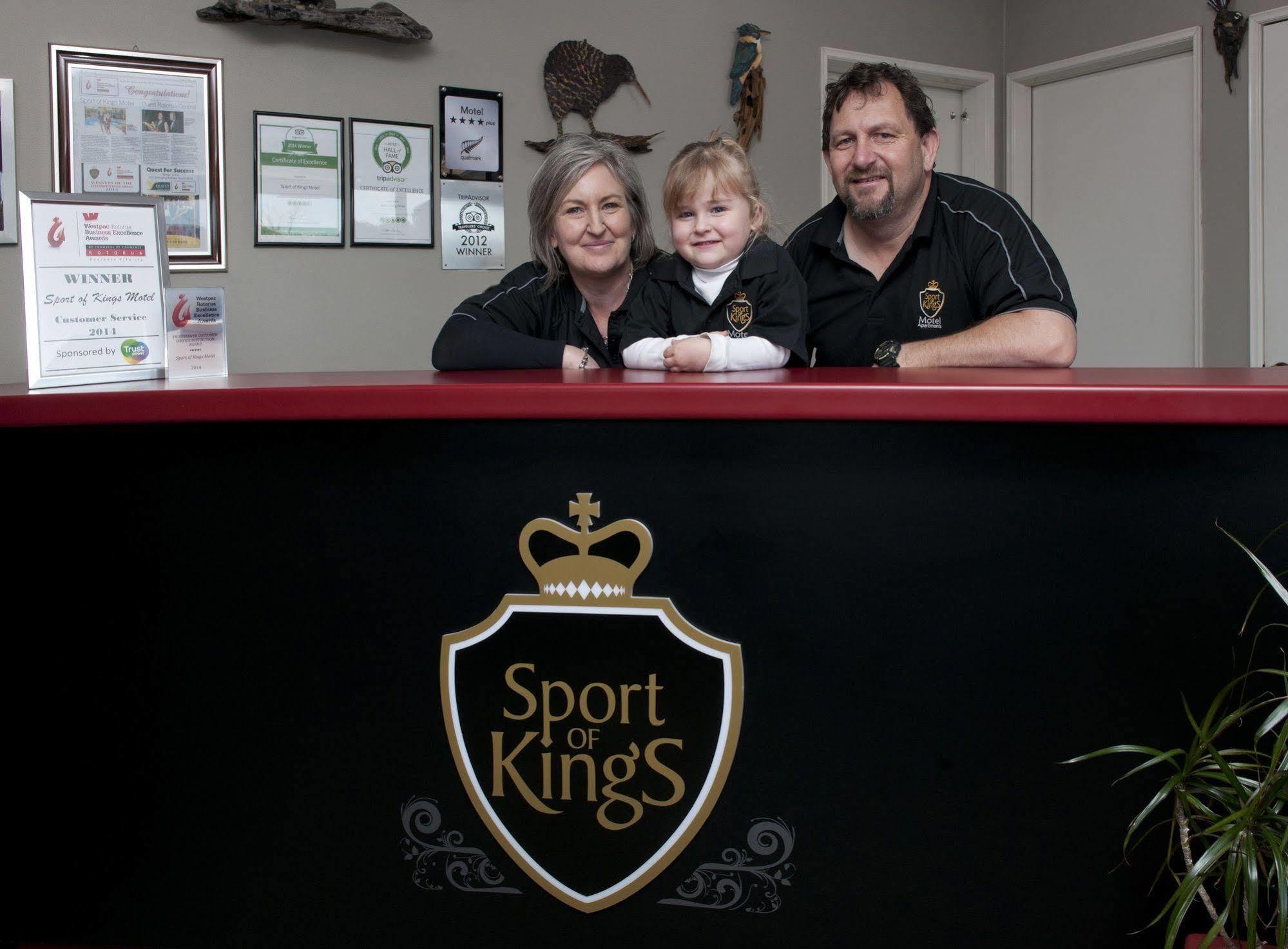 Sport Of Kings Motel Rotorua Bagian luar foto